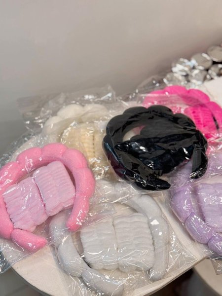 طوق للبنات مع ايدين فرو